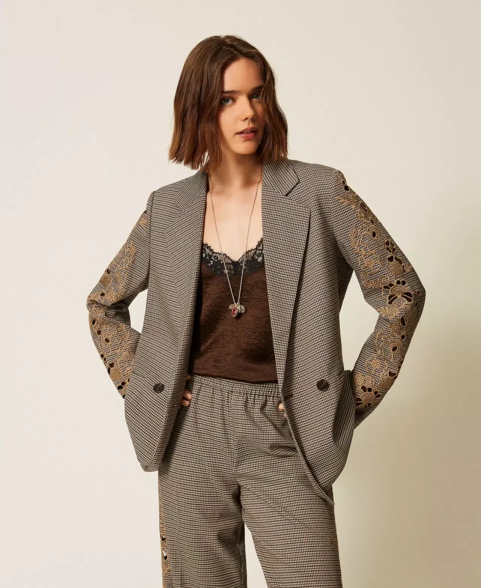 Chaqueta blazer de pata de gallo con bordado